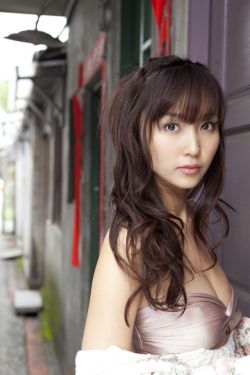 一边亲着一面膜胸口免费
